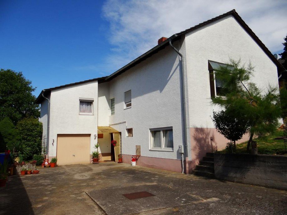 Nord West Seite Haus Bermersheim v.d.H