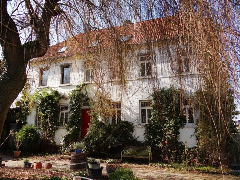 Haus Hofansicht Mauchenheim Haus Liebhaberst�ck - ein Herrenhaus mit Altbaucharme und Naturverbundenheit!