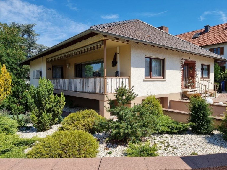 Haus Westseite Albig Haus Wundersch�ne, bezahlbare Wohnperle auf hohem Niveau - gestalten Sie selbst ein Schmuckst�ck daraus!