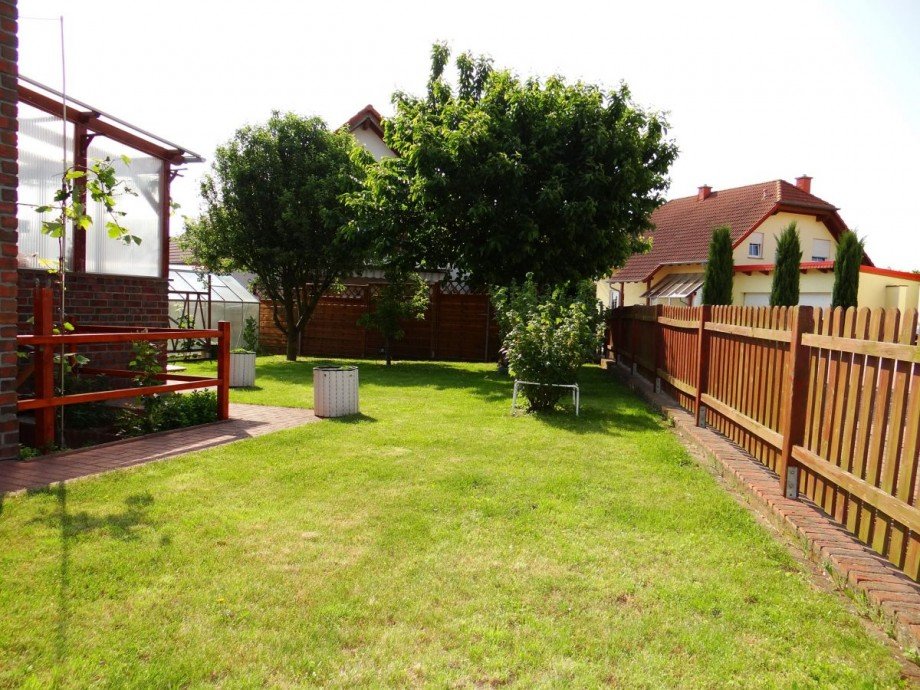 Garten Haus Flomborn