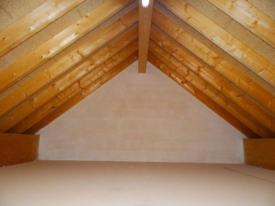 Dachboden als Stauraum Dachgeschosswohnung Offenheim