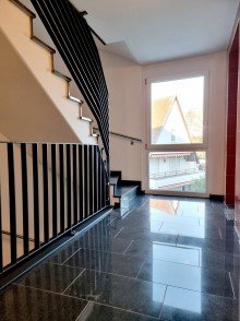 Treppenhaus Stilvoll wohnen und genie�en � Traumhafte, barrierefreie 3-Zimmer-Wohnung