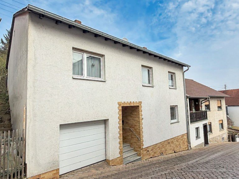 Haus - Stra�enansicht M�nsterappel Einfamilienhaus Weniger ist manchmal mehr!