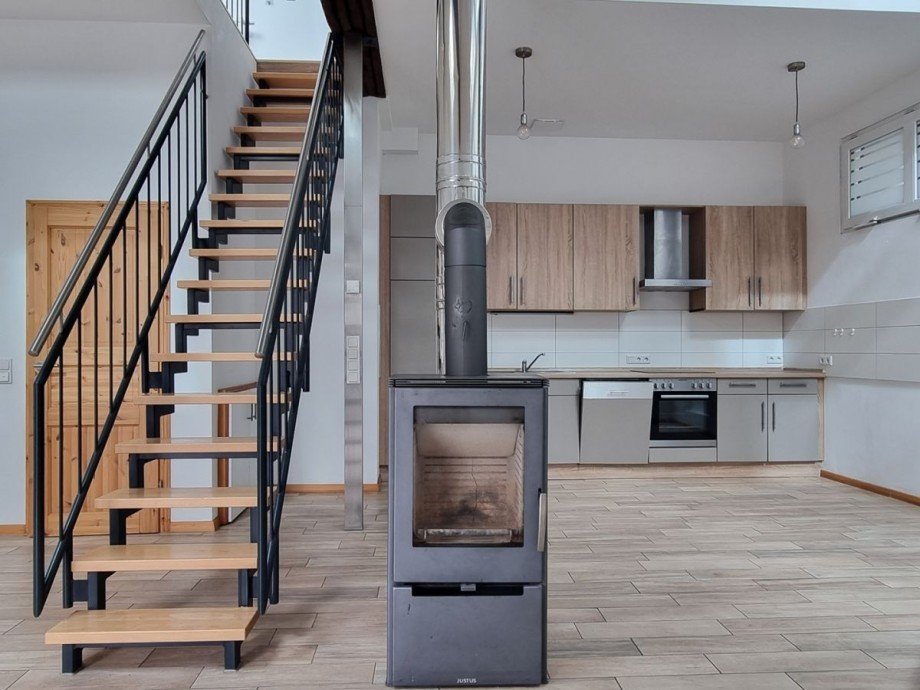 K�che und Kamin Mehrfamilienhaus Wallertheim