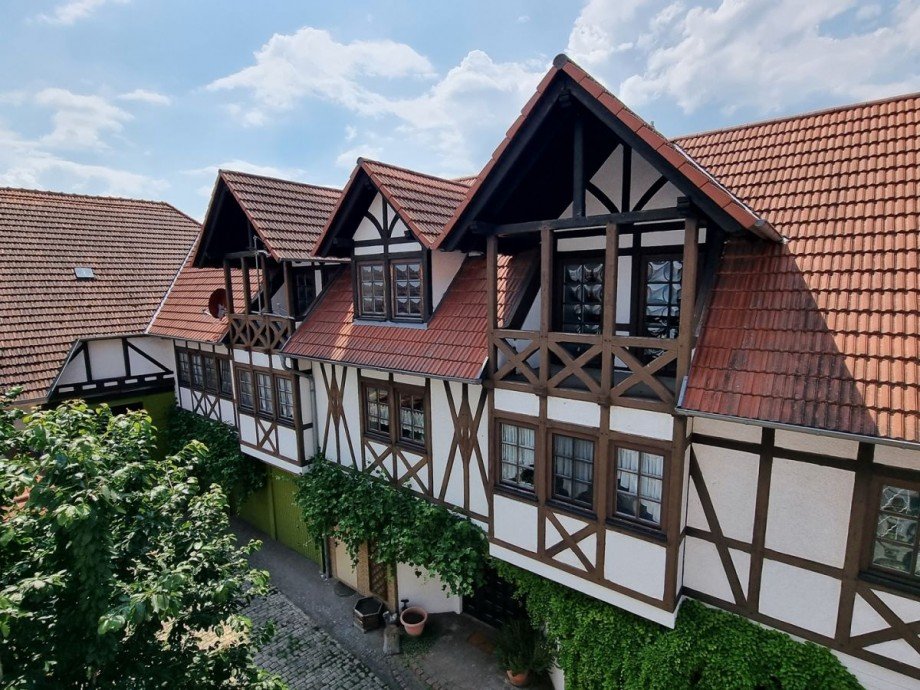 WE III, Innenhofansicht Haus Erbes-B�desheim