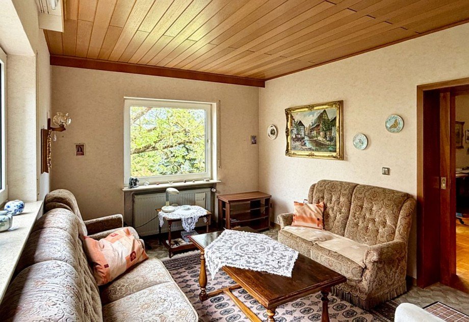 Fernsehimmer Zweifamilienhaus 