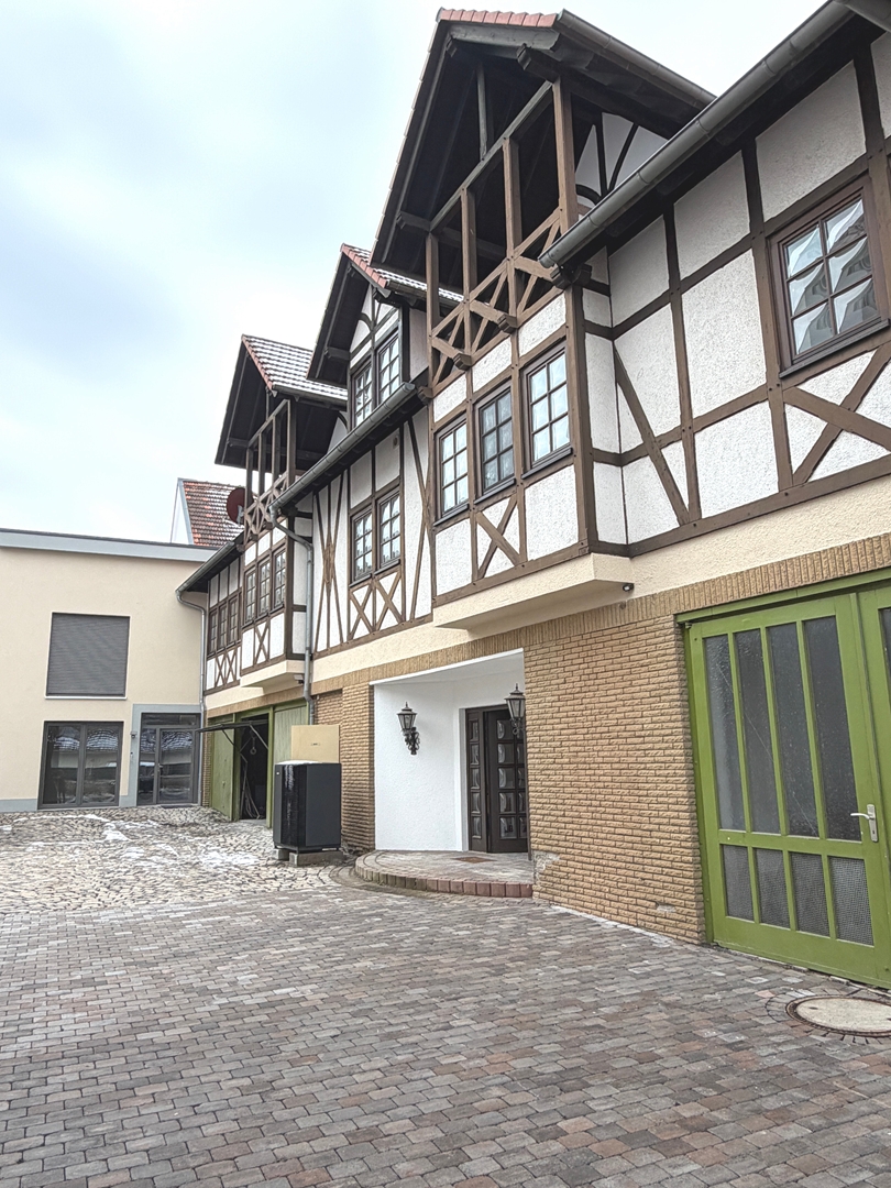 Haus IV Maisonettewohnung Erbes-B�desheim