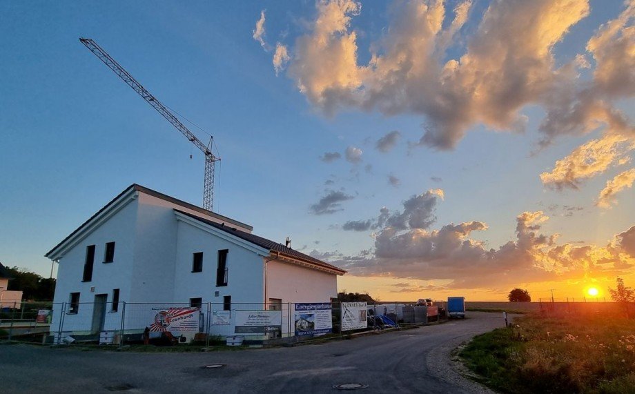 Neubau Doppelhaush�lfte Gau-Heppenheim