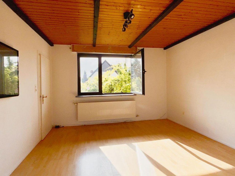 Durchgangszimmer, OG Einfamilienhaus Alzey