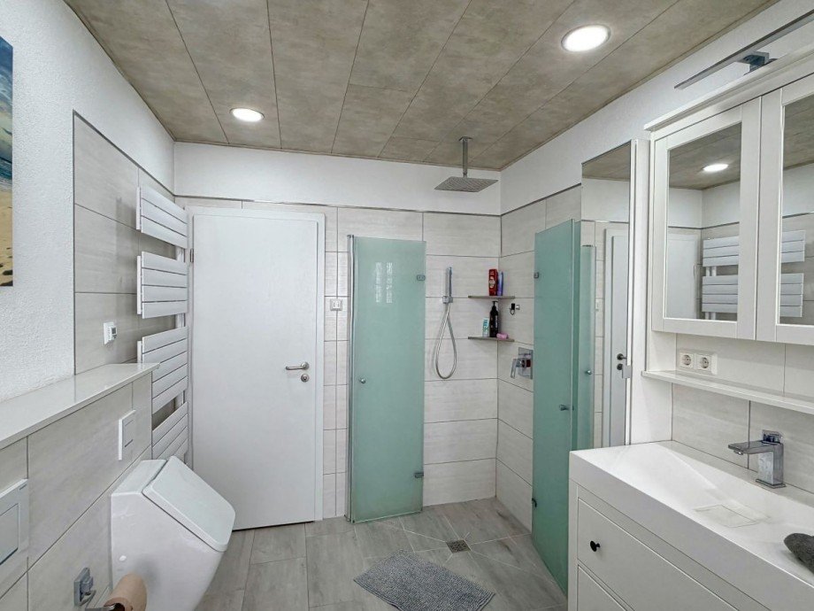 Tageslicht - Vollbad Erdgeschosswohnung 