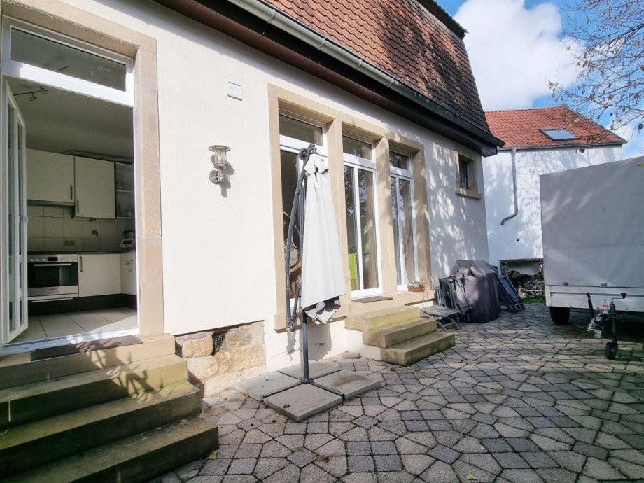 Innenhof und Terrasse Einfamilienhaus Alzey