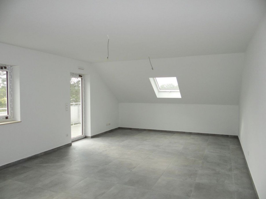 Wohn- und Esszimmer Dachgeschosswohnung Alzey