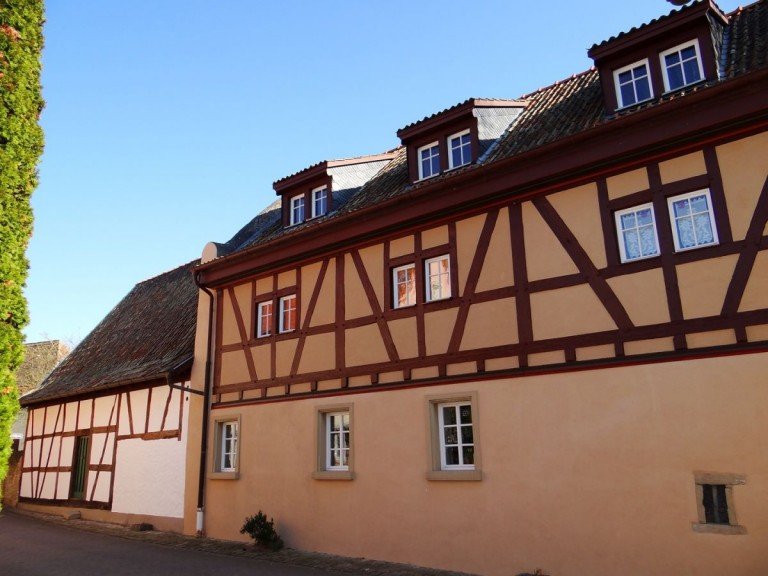 Hausansicht - Stra�enseite W�rrstadt-Rommersheim Bauernhaus Zur�ckhaltend elegant, fast schon ein wenig versteckt...