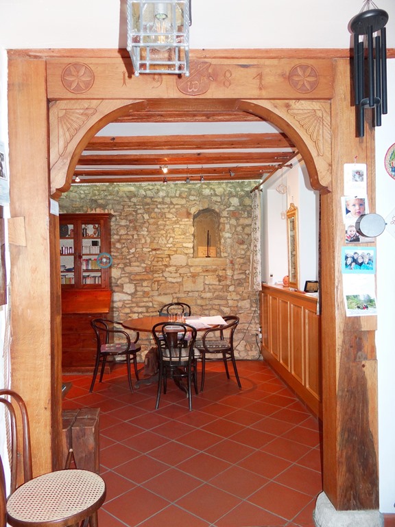Wohn- und Esszimmer im EG Bauernhaus W�rrstadt-Rommersheim