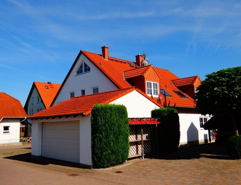 Hausau�enansicht Ober-Olm Mehrfamilienhaus Absolut privilegiertes Wohnen zwischen den Weinbergen und Selzwiesen!