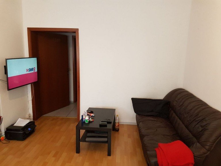 Wohn- und Esszimmer Bermersheim v.d.H Souterrainwohnung Ideal f�r Singles oder 2 Personen-Haushalt !