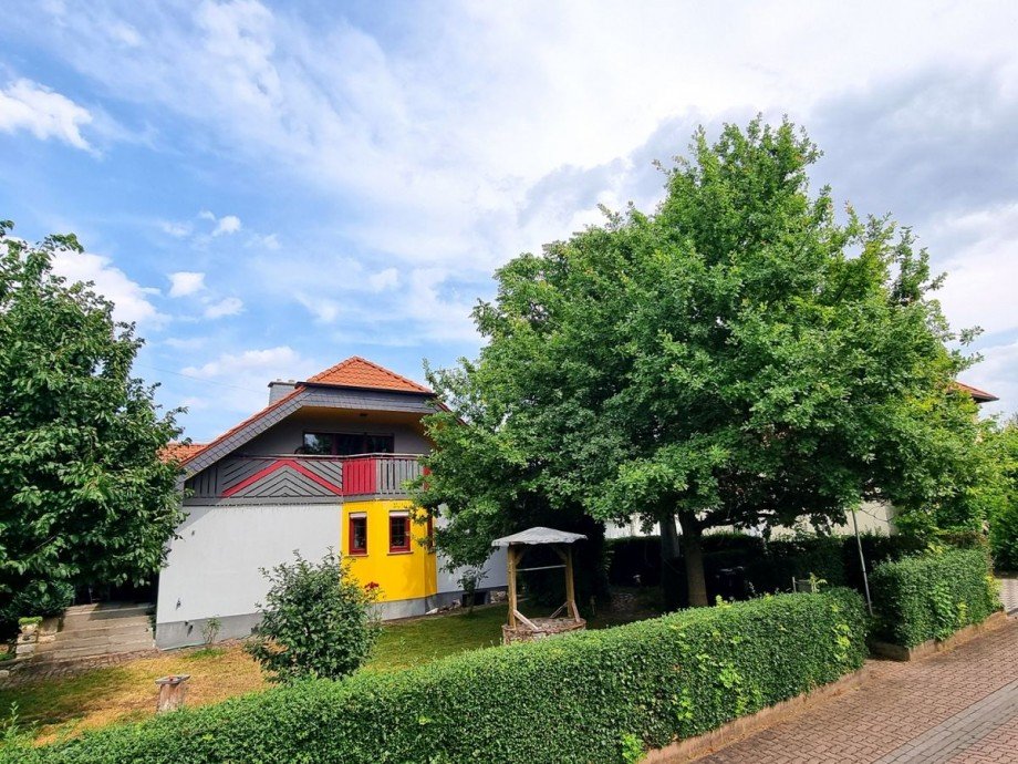 Haus Stra�enansicht Einfamilienhaus Monzernheim