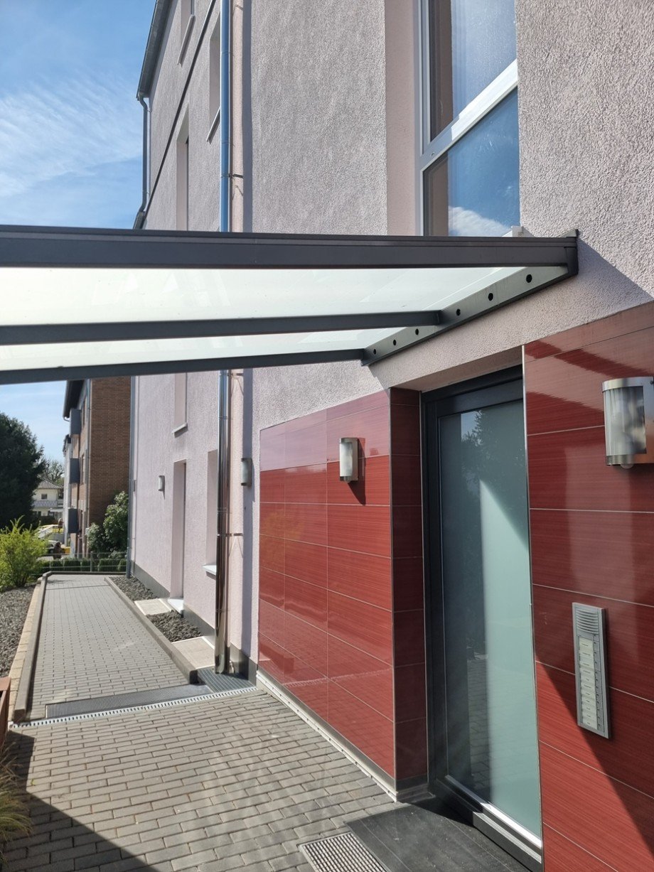 Hauseingangsbereich Wohnung Alzey