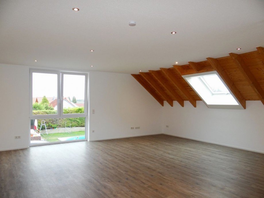 Wohn- und Esszimmer Dachgeschosswohnung Offenheim