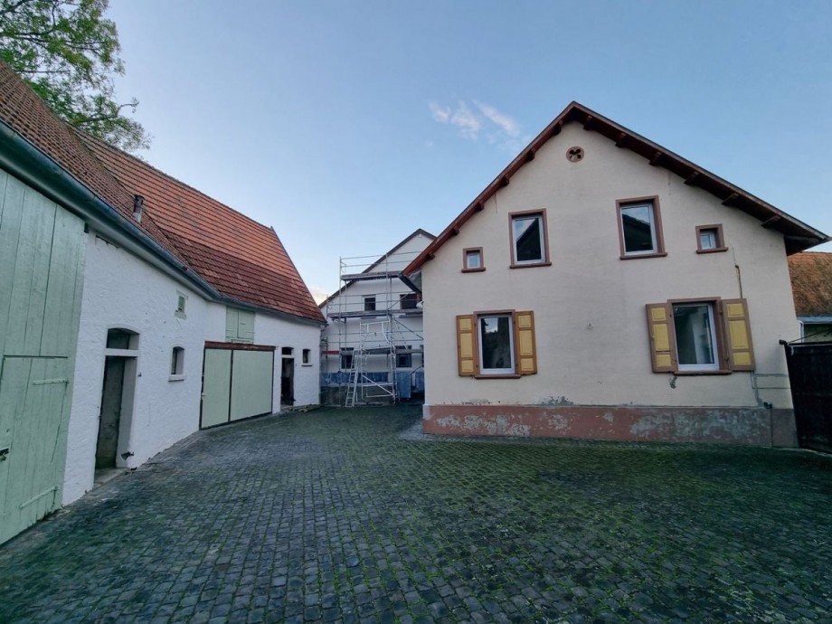 Innenhof Erdgeschosswohnung Freimersheim