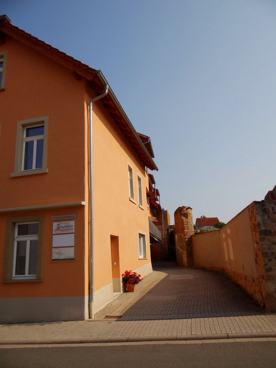 Hauseinfahrt Praxis Wendelsheim