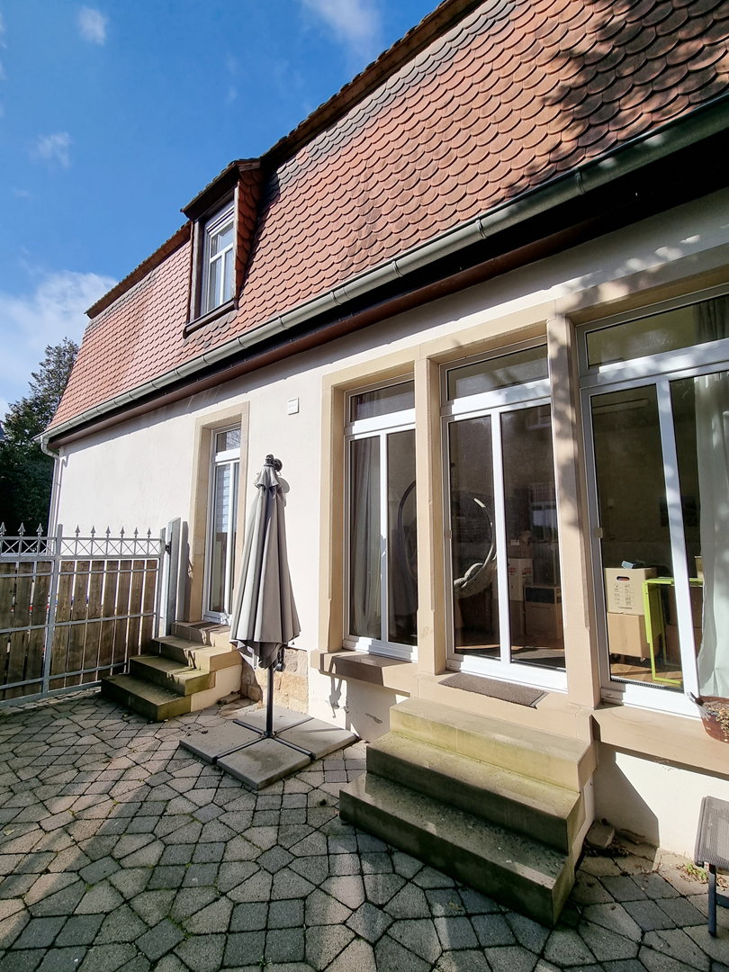 Innenhof und Terrasse Einfamilienhaus Alzey