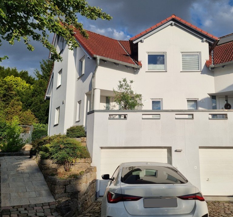 Hausansicht Bechtheim Doppelhaush�lfte Eine echte Sch�nheit mit mediterranem Charakter und s�dl�ndischem Flair!