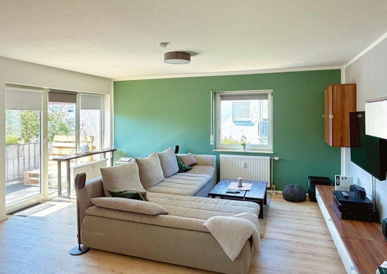 Wohnzimmer Alzey Wohnung Renoviert, modern, hell - praktisch geschnitten und voll gem�tlich!