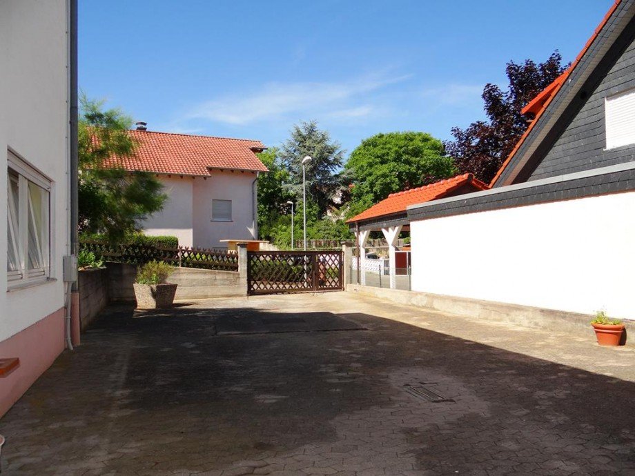 Innenhof Haus Bermersheim v.d.H