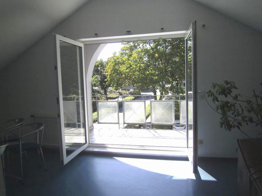 S�d West Balkon Dachgeschosswohnung Ramstein