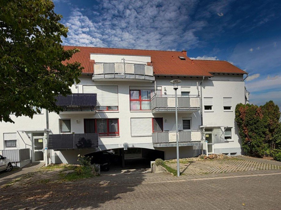 Stra�enansicht Dachgeschosswohnung Alzey
