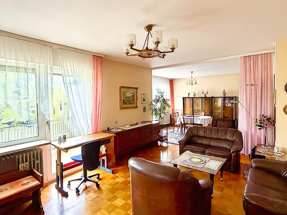 Wohnen, EG Zweifamilienhaus 