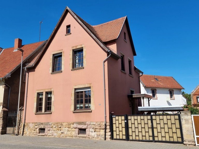 Haus, Stra�enansicht Alzey Einfamilienhaus Zeitlose Sch�nheit: Ein Hauch von Geschichte in jedem Raum!!