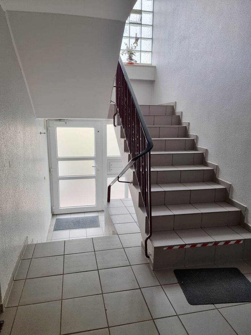 Hauseingang Treppenhaus Wohnung Morschheim
