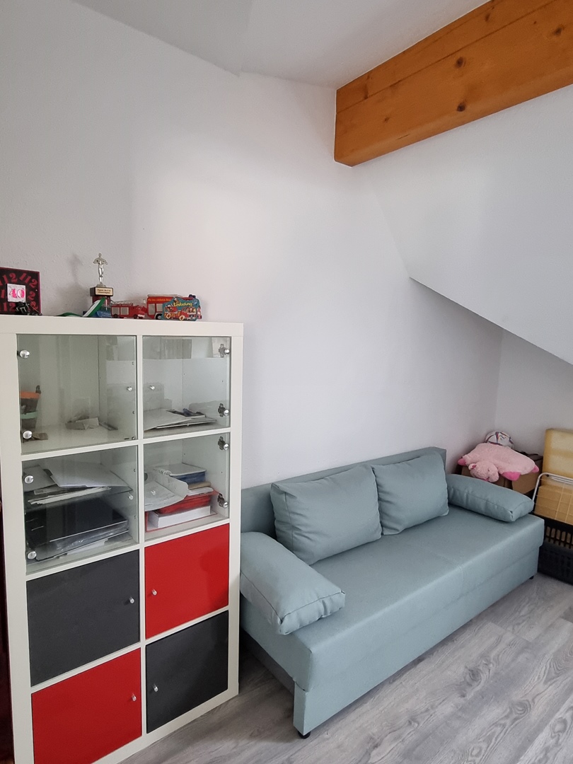 B�ro Dachgeschosswohnung Erbes-B�desheim