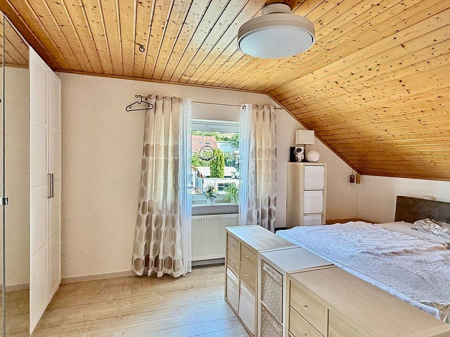 Schlafzimmer II Etagenwohnung Mauchenheim