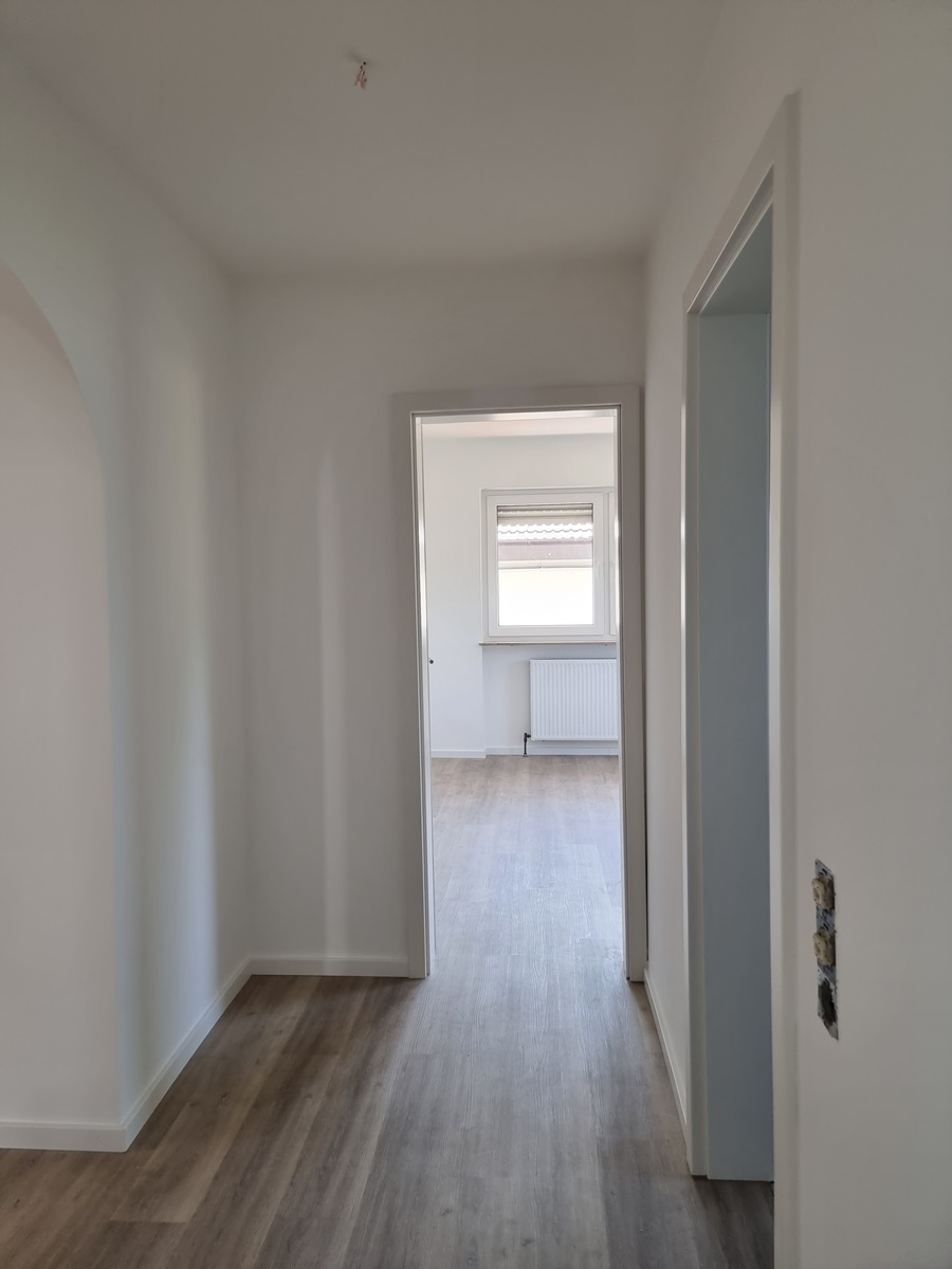 Flur II Wohnung Ingelheim-Heidenfahrt