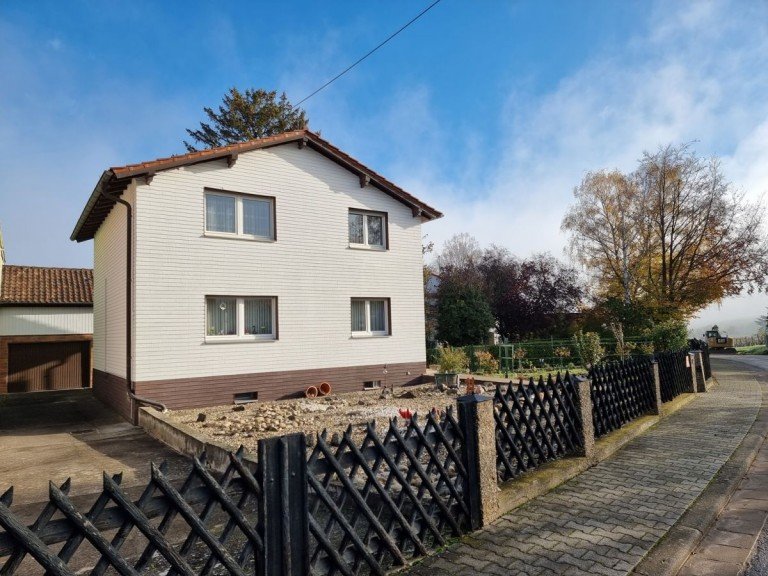 Haus Stra�enansicht Bermersheim Haus Vorausschauend kaufen: Idylle und Raum f�r Individualit�t!