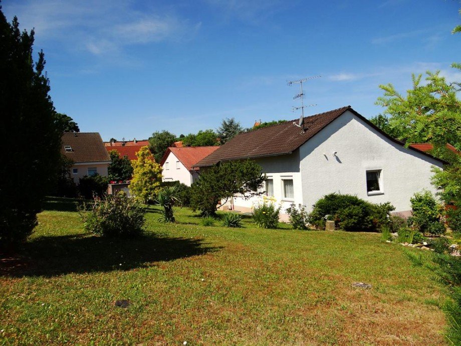 Ostseite Haus Bermersheim v.d.H