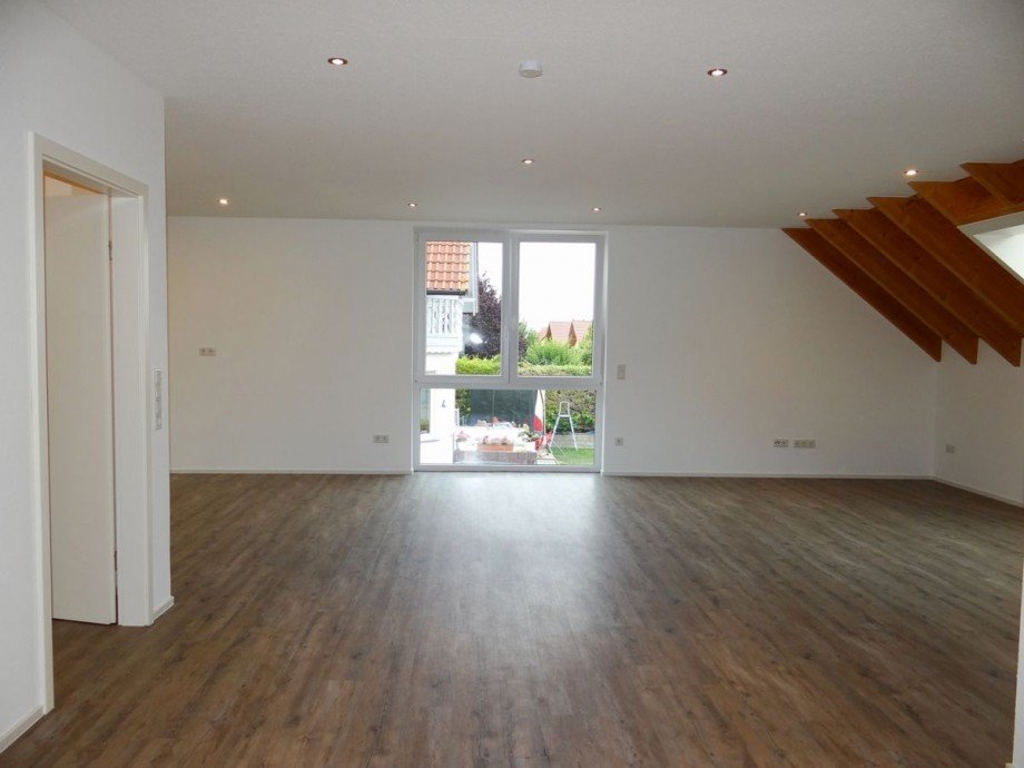 Wohn- und Esszimmer Dachgeschosswohnung Offenheim