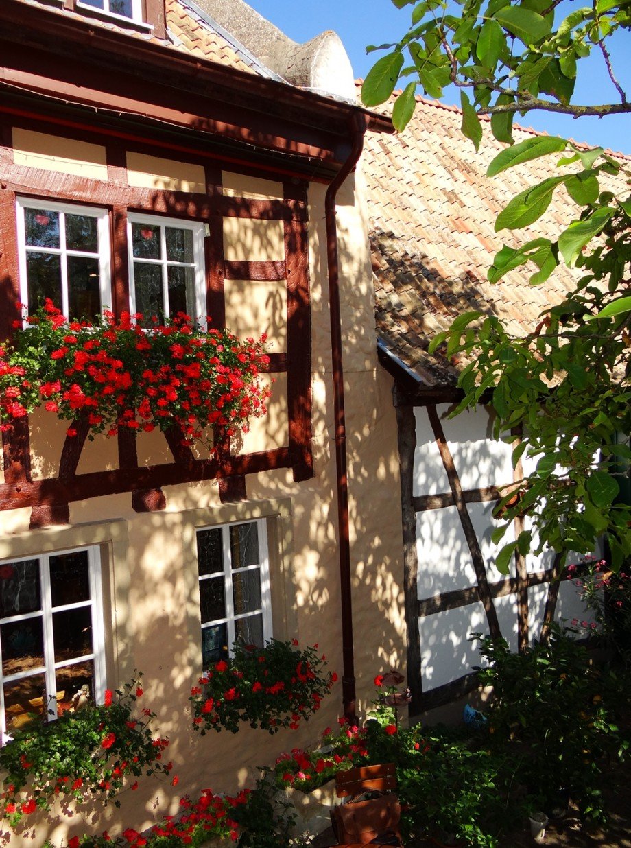 Wohnhaus - Hofseite Haus W�rrstadt-Rommersheim
