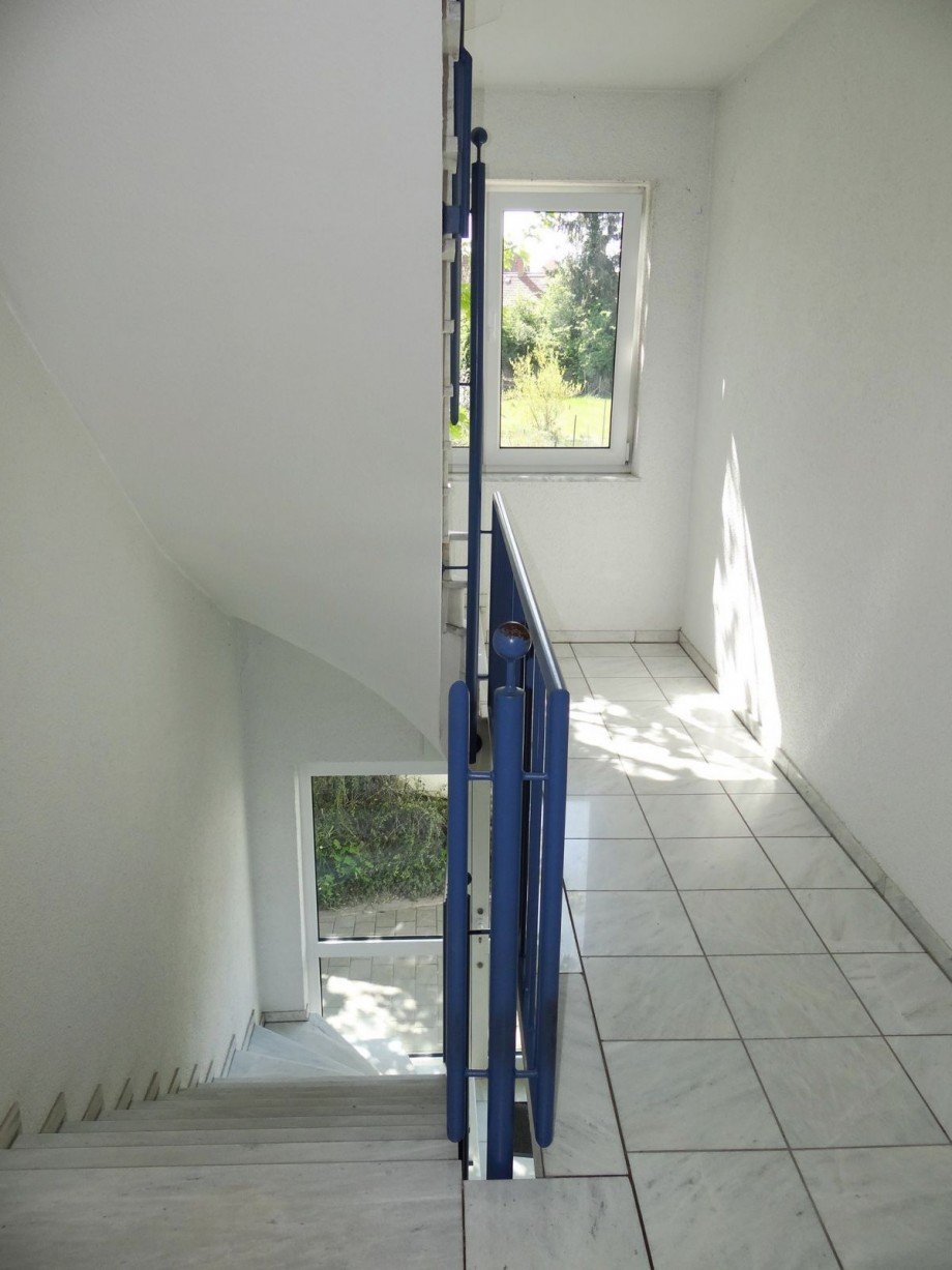 Treppenhaus Dachgeschosswohnung Alzey-Weinheim