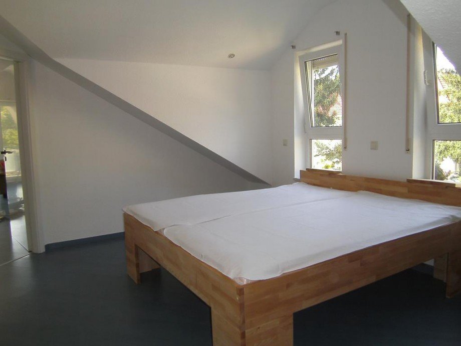 Schlafzimmer Dachgeschosswohnung Ramstein
