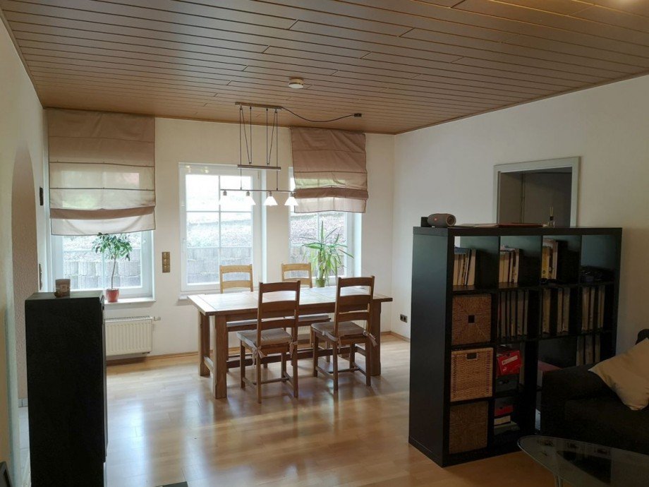 Wohn- und Esszimmer Souterrainwohnung Alzey
