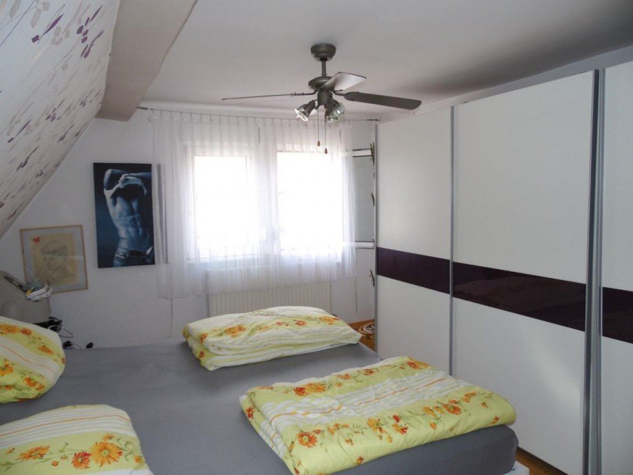 Schlafzimmer II Einfamilienhaus Flomborn