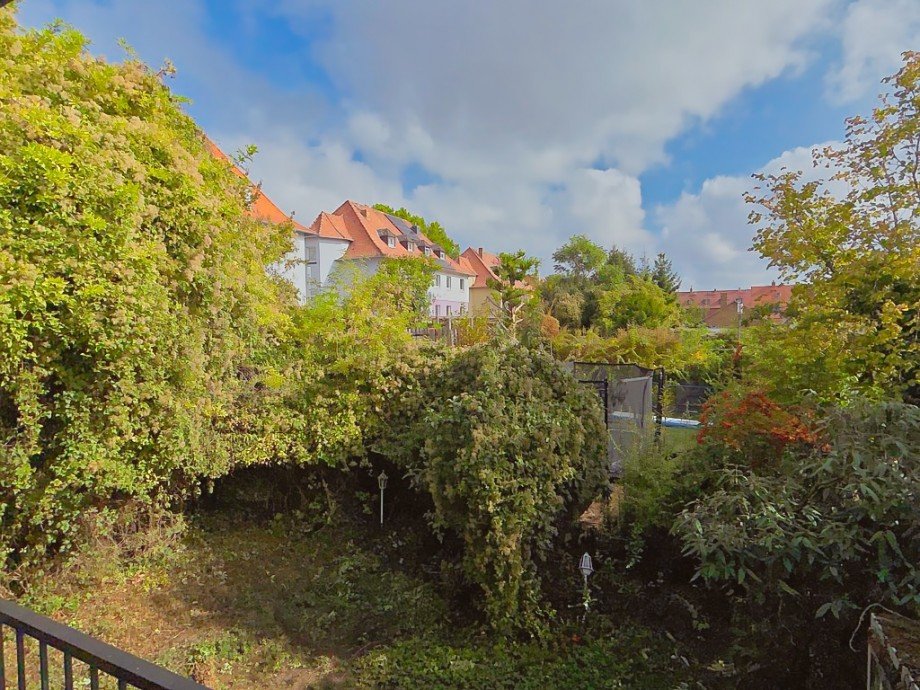 Garten, Balkonaussicht Einfamilienhaus Alzey
