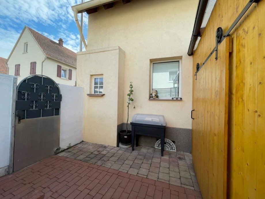 Innenhof Einfamilienhaus Albig