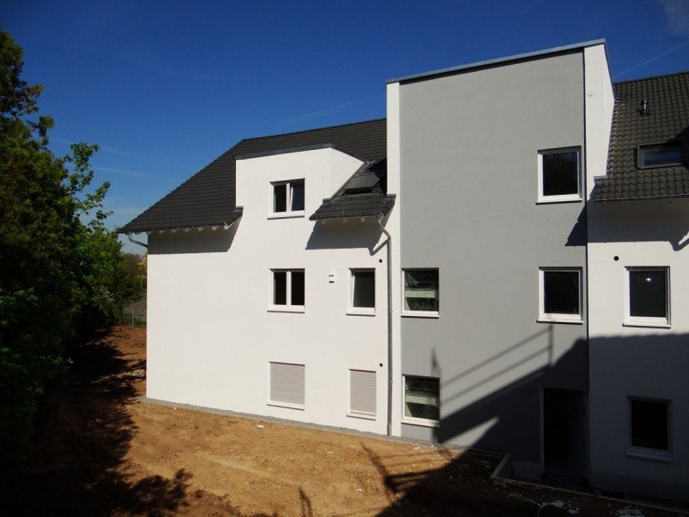 Hausansicht Alzey Dachgeschosswohnung Neubau � BaErstbezug! Nicht nur ein durchdachtes Hauskonzept, sondern auch ein gelungenes!