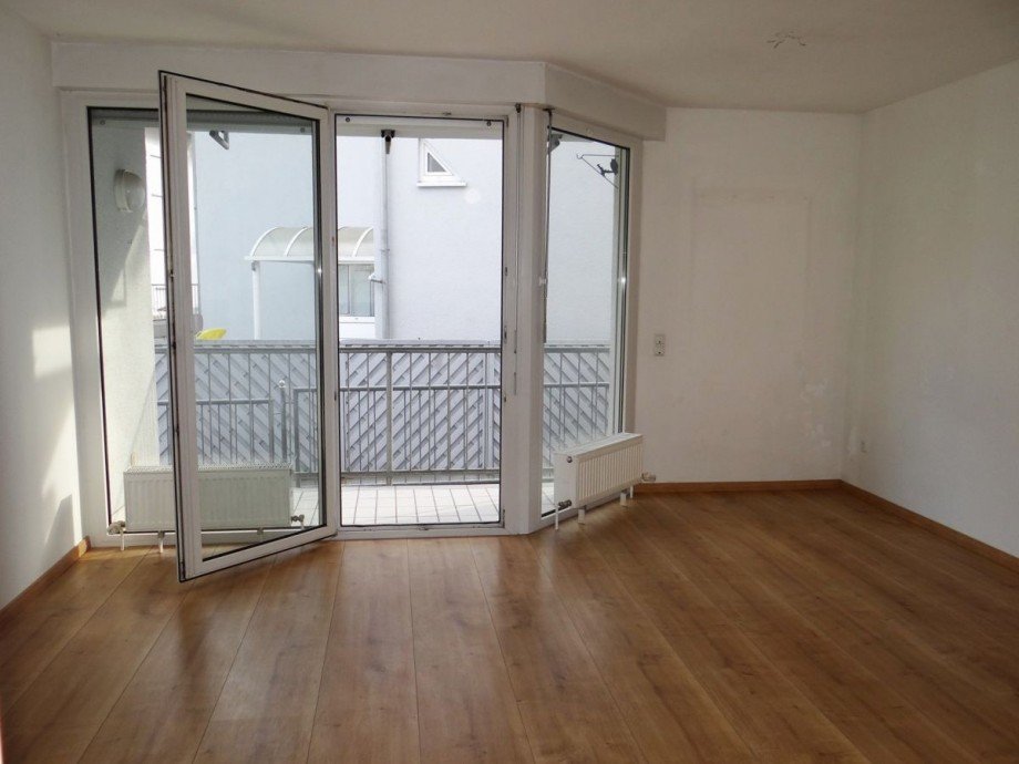 Wohn- und Esszimmer Erdgeschosswohnung Alzey