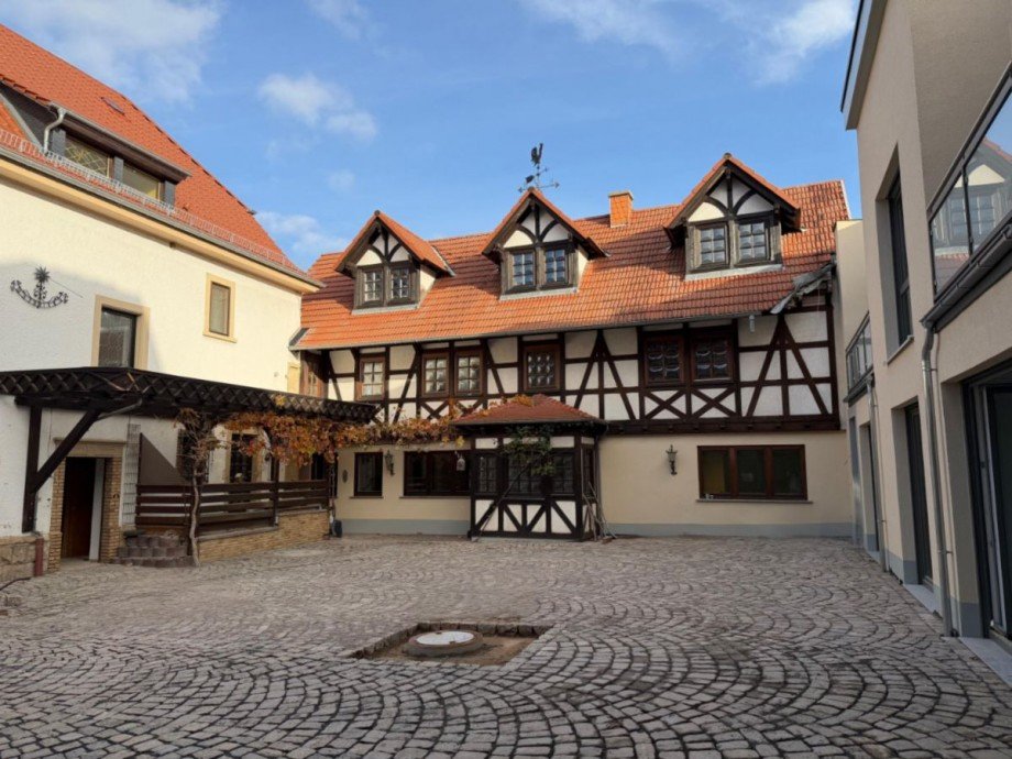 Innenhofansicht Etagenwohnung Erbes-B�desheim